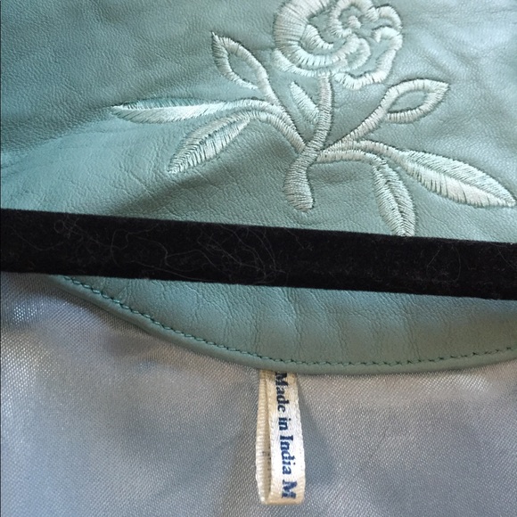 Leather jacket - Picture 4 of 4